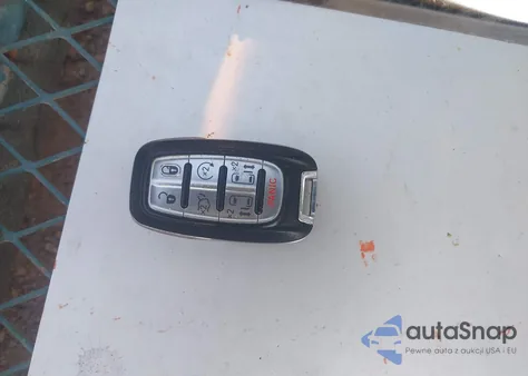 2018 Chrysler Pacifica Limited z USA, uszkodzony, nr VIN 2C4RC1GG0JR232810